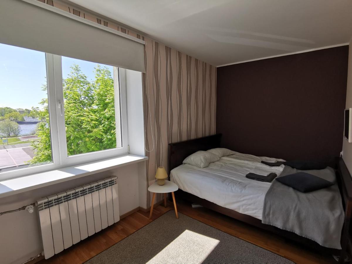 Kesklinna Silla Apartment - Free Parking Parnu Exterior photo